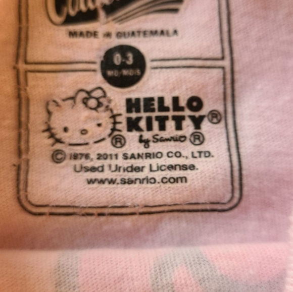 Sanrio Hello Kitty onesie/bodysuit & board book - Picture 2 of 2